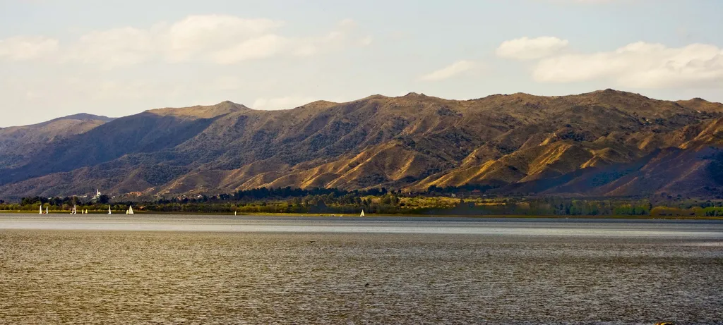 Flora y fauna de los diques y sierras de Córdoba