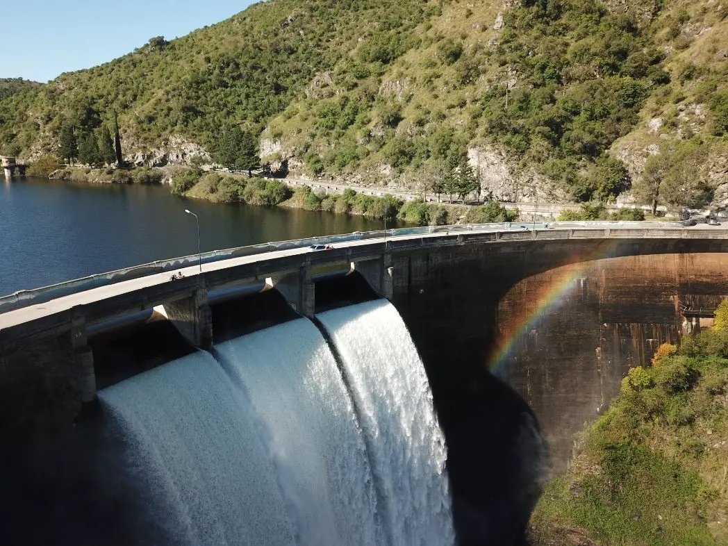 Central Hidroeléctrica Los Molinos: para qué sirve el embalse y cómo se aprovecha la energía del agua
